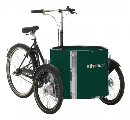 nihola low